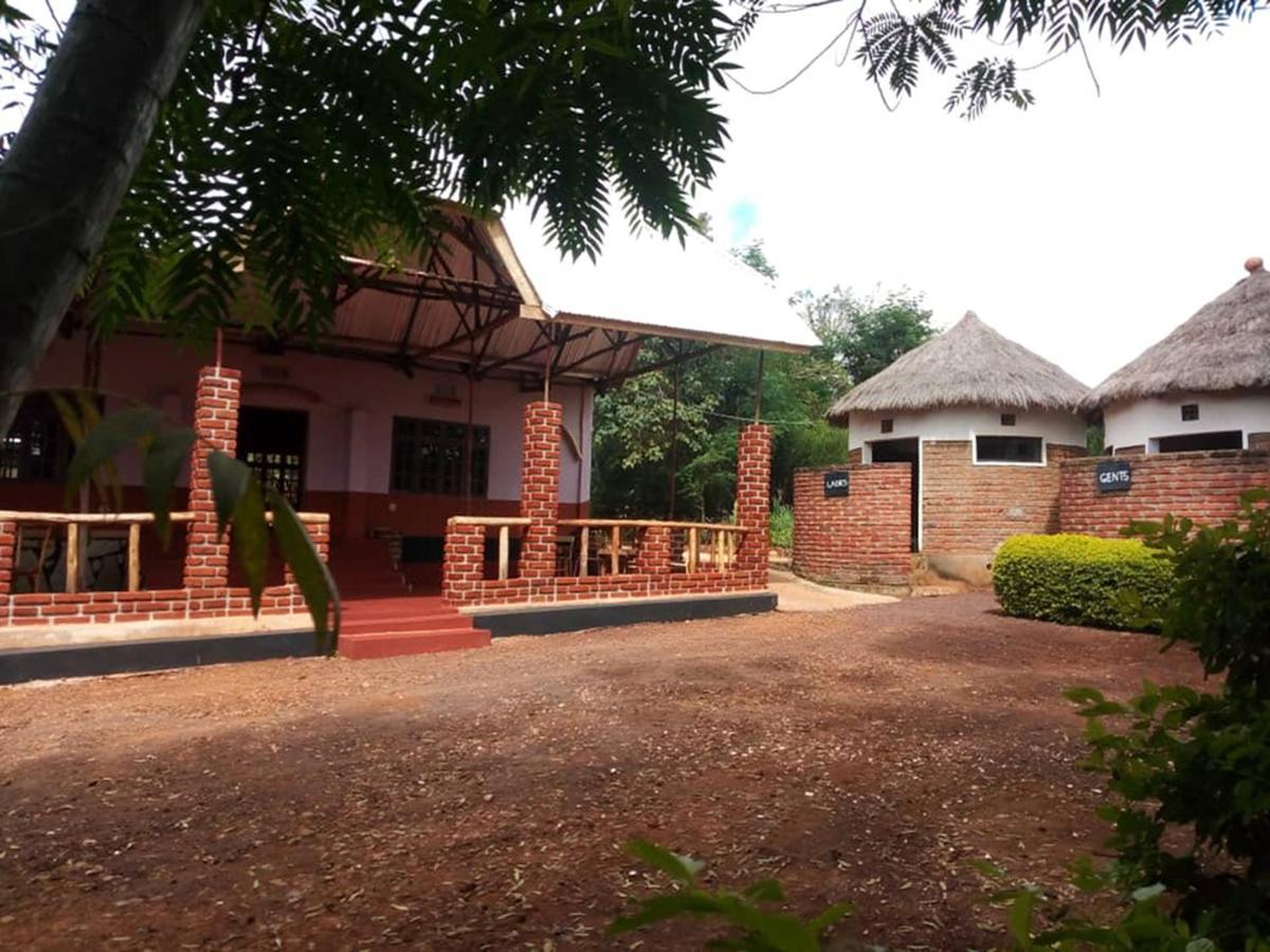 Karatu Safari Camp Lodge Ngoại thất bức ảnh